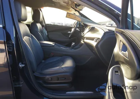 2020 Buick Envision Fwd Essence z USA, uszkodzony, nr VIN LRBFXCSA9LD160533